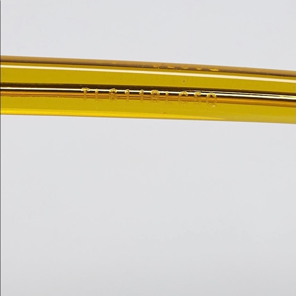 GUCCI
Yellow Transparent Acetate Frame Sunglasses - Picture 5 of 6